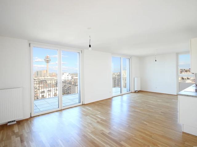 SENSATIONELLE TERRASSENWOHNUNG IM 10. OBERSTEN STOCK