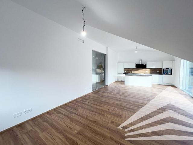Sensationelles 4 Zimmer Penthouse mit großem Balkon in Puchenau!