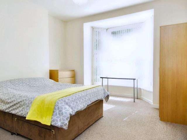Seaton Avenue Apartment 1, Plymouth PL4, 1 bed property to rent, £1,018 pcm | PrimeLocation