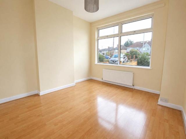 Seaton Road, Hayes, Middlesex 3 bed house to rent £2,300 pcm £531 pw
