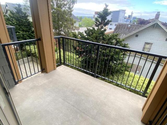 Seattle WA 98107 105777901