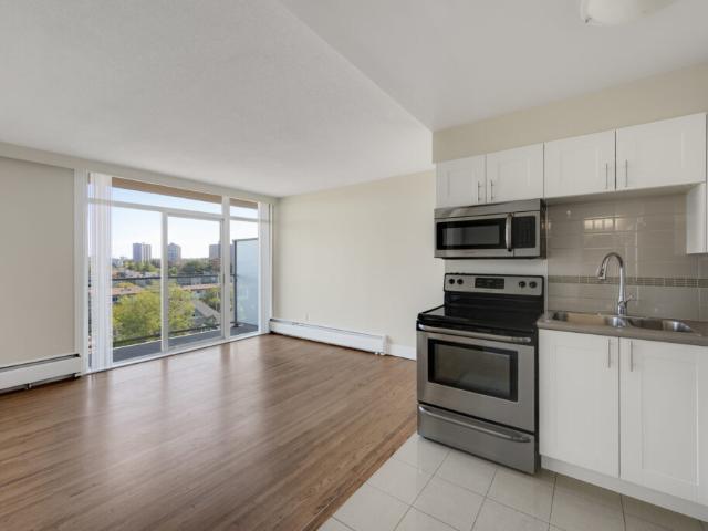Seaview Towers Apartments 1 Bedroom 1 Bathroom Apartment for Rent