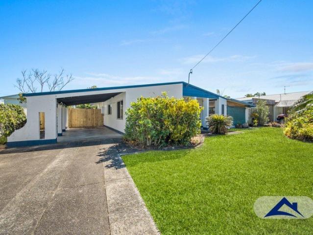 SEA BREEZE CHANGE AT ONE OF THE MOST DESIRABLE NORTHERN BEACHES