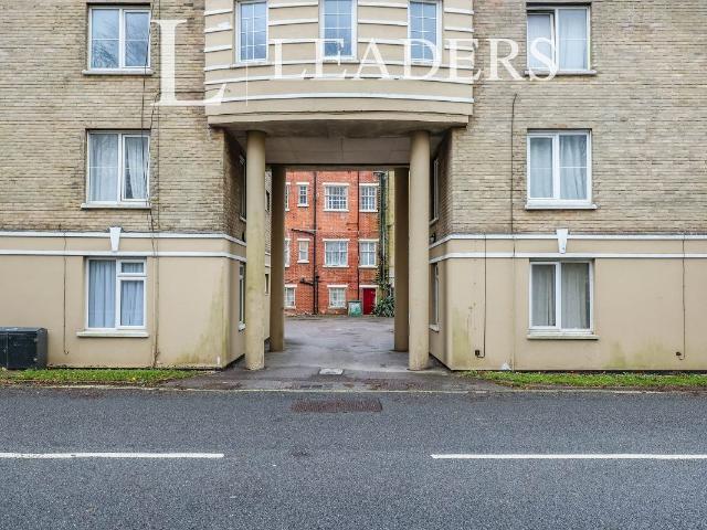 Sea Front PO11, Studio to rent, £725 pcm | PrimeLocation