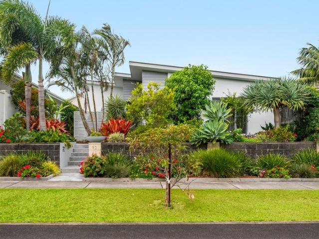 Sea Side Living Perfect for Downsizers