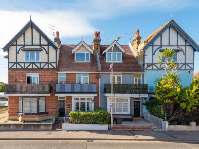 Sea Street, Herne Bay 3 bed maisonette to rent £1,350 pcm £312 pw