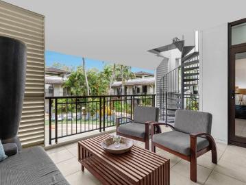 SEA TEMPLE LUXURY TOP FLOOR APARTMENT