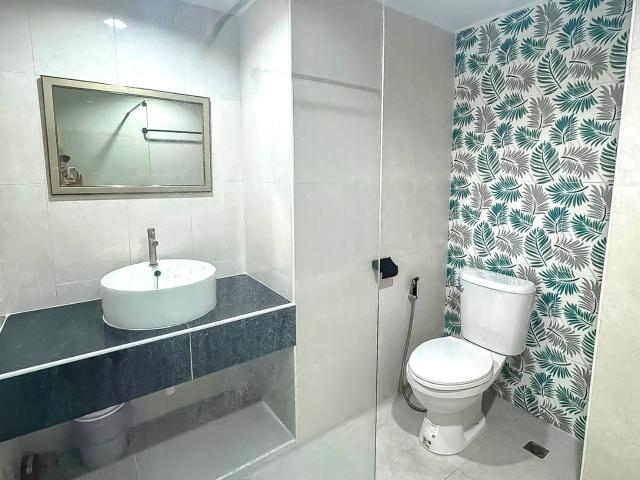 Sea View 1 Bedroom Condo for Rent Rimhad Jomtien