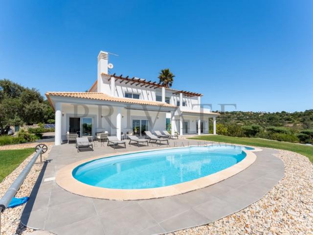 Sea View Villa near Loulé