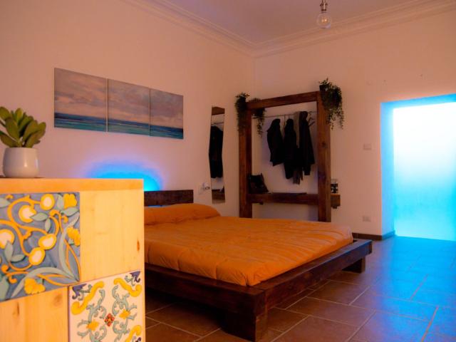 Sea view old town flat Le finestre sul giardino