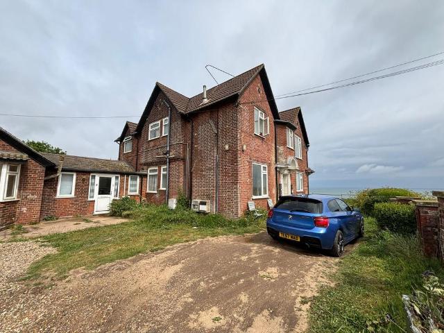 Sea View Road, Mundesley, NORWICH 2 bed apartment to rent £800 pcm £185 pw