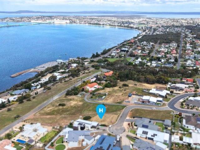 Sensational Sea Views Can be sub divided No time limit to build