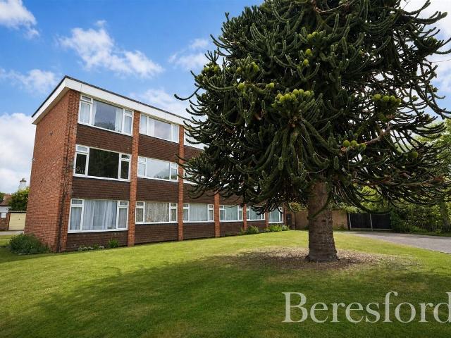 Seabrook Road, Great Baddow CM2, 2 bed flat to rent, £1,150 pcm | PrimeLocation