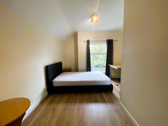 Seabridge Road, Seabridge. 1 bed in a house share to rent £476 pcm £110 pw