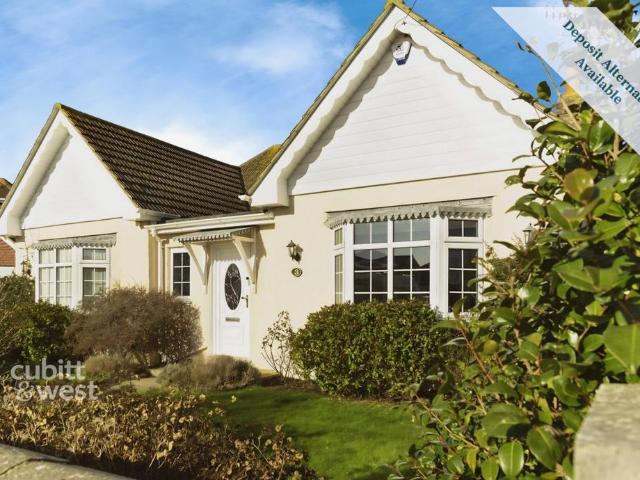 Seafield Road Rustington BN16 5 bed detached house to rent £2,500 pcm £577 pw