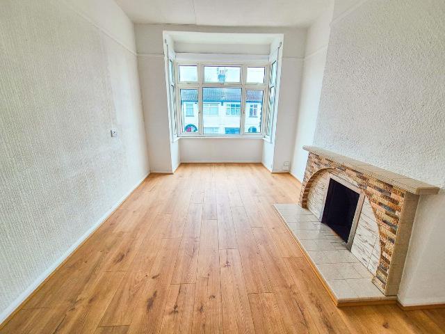 Seaforth Avenue, Southend On Sea, Essex SS2, 1 bed flat to rent, £1,100 pcm | PrimeLocation