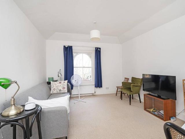 Seaforth Crescent, London, N5 2BZ, United Kingdom | 1 bed apartment for rent #139268769 | Rentberry