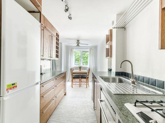 Seaford Street, Bloomsbury, London, WC1H 1 bed flat to rent £2,817 pcm £650 pw