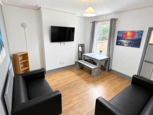 Seaford Street, Stoke On Trent ST4, 5 bed shared accommodation to rent, £412 pcm | PrimeLocation