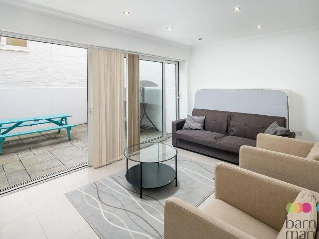 Seagrave Road 2 bed apartment to rent £2,700 pcm £623 pw