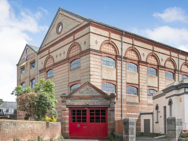 Seamoor Road, Bournemouth, BH4 2 bed apartment to rent £1,600 pcm £369 pw