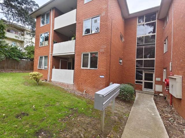 Seamless Comfort & Style in the Heart of Box Hill Central