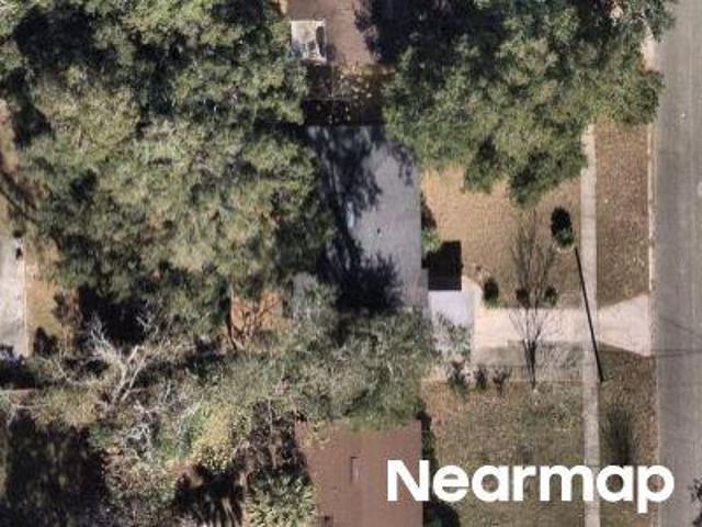 Searchwood Dr