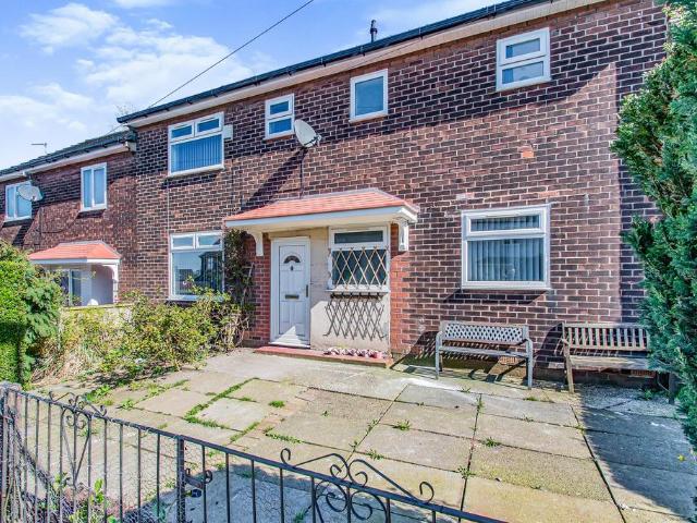 Searness Road, Middleton, M24 4 bed house to rent £1,400 pcm £323 pw
