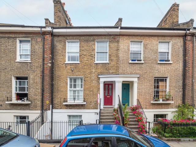 Sears Street, Camberwell, London, SE5 4 bed house to rent £4,200 pcm £969 pw