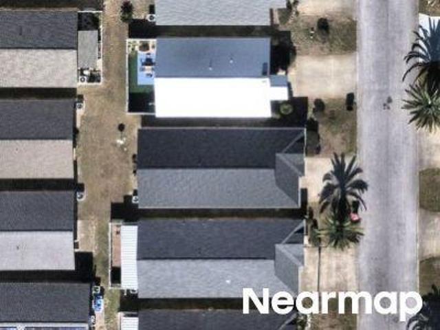 Seashore Ln