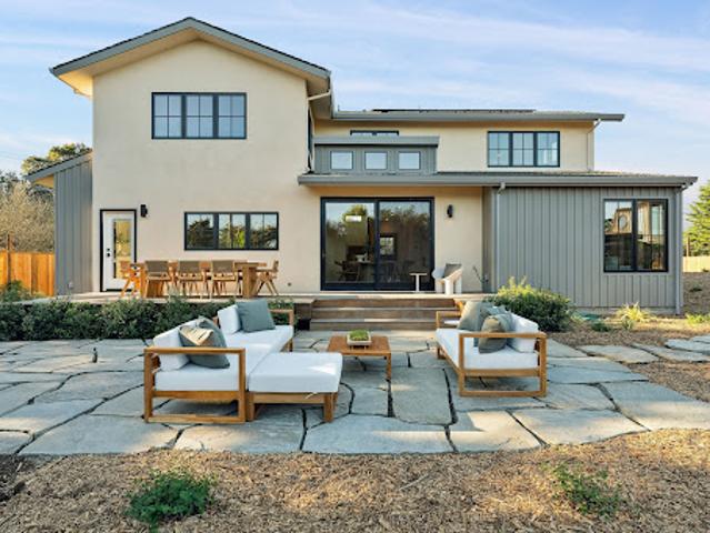 Seaside house with garden