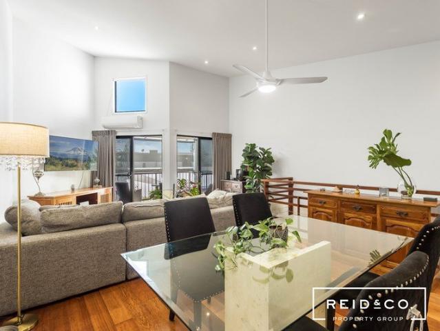 Seaside Lifestyle spacious townhome