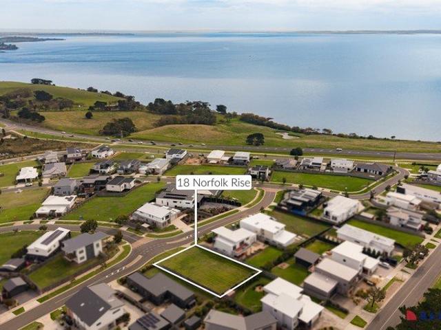 Seaside Living Starts Here Generous 770m²