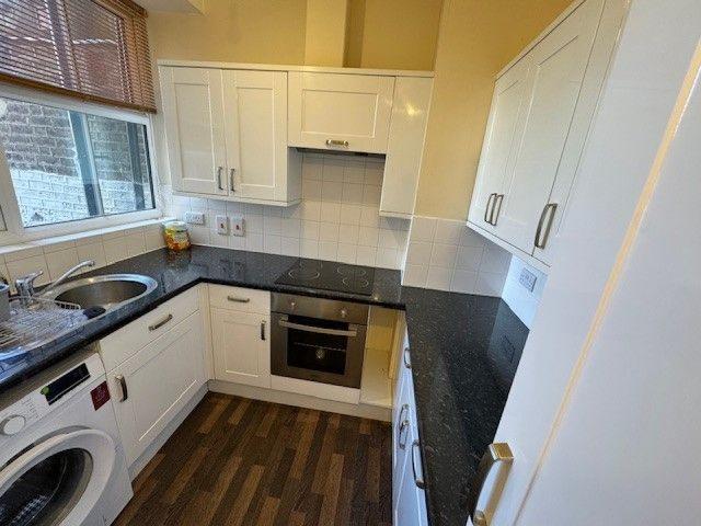 Seaside Road, Eastbourne, BN21 3PB