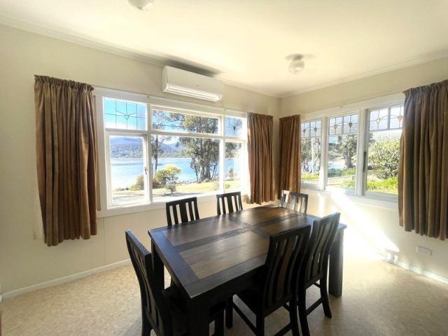 Seaside 2 Bedroom Home with Studio Partly Furnished