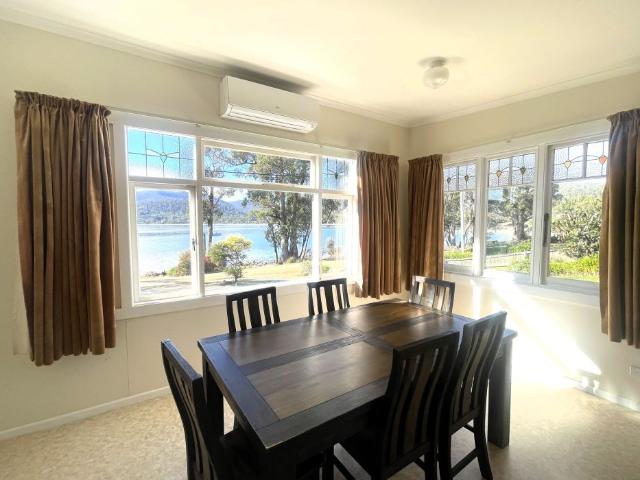 Seaside 2 Bedroom Home with Studio Partly Furnished