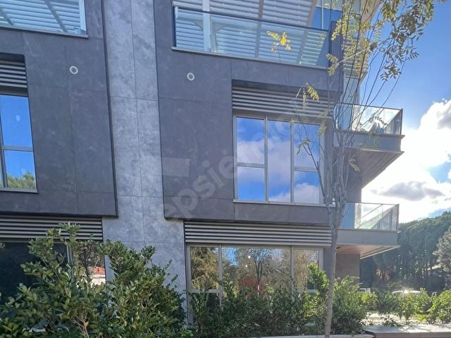 Seba Reserve'de Muhteşem BahçeliBahçe Dubleksi