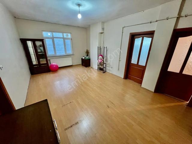 Seba'dan Fevziçakmak Mh 3+1 120m2 Masrafsız Temiz Kiralık 3.kat
