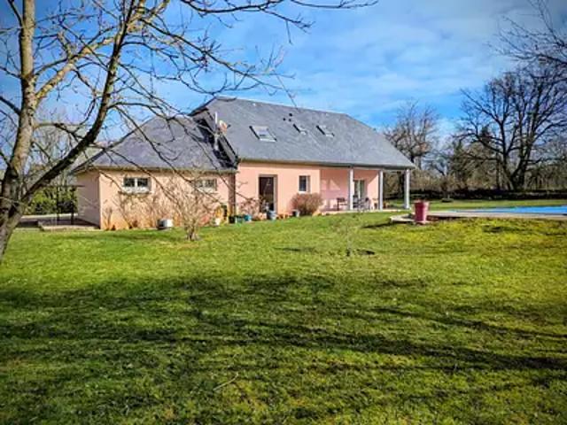 Sébazac Concourès 12740 Achat / Vente maison 5 pièces t5 piscine parking