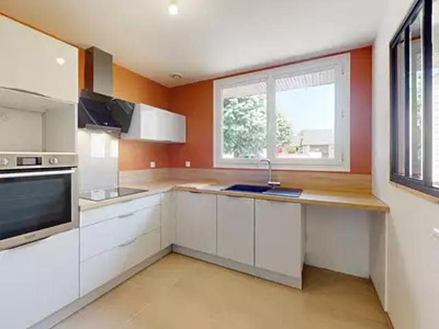 Sébazac Concourès 12740 Location maison 4 pièces t4 jardin