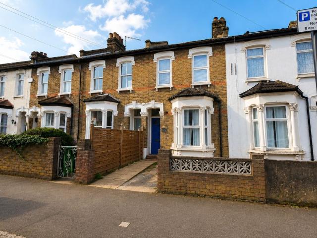 Sebert Road, London E7, 2 bed flat to rent, £1,800 pcm | PrimeLocation