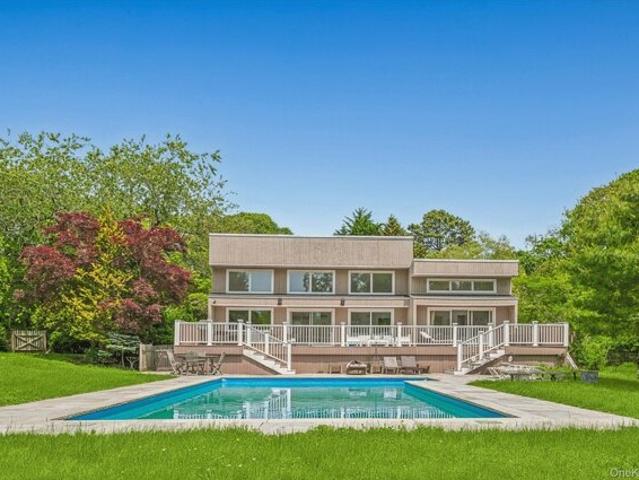 Sebonac Rd, Southampton, Home For Sale