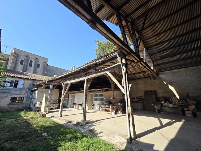 UNE MAISON FORTE EN POTENTIEL PRES DE MONSEGUR