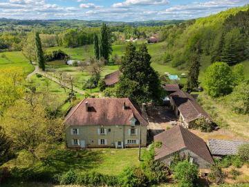 Secteur Cazals, au calme, Magnifique propriété de caractère. 375m² Cazals
