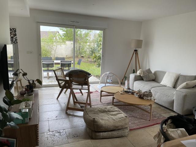 SECTEUR CHAMPIGNY MAISON TYPE 5 PIECES de 113m2 + JARDIN 260m2 + GARAGE 25m2 + PARKING EXTERIEUR