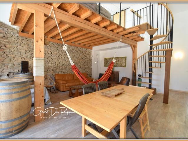 Secteur de ST COUAT D'AUDE 11. Maison T5 style loft R+1 et Maisonnette T2 avec grand garage