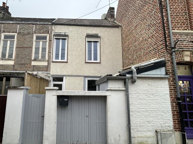 SECTEUR GARE: AMIENOISE T3 REFAITE A NEUF