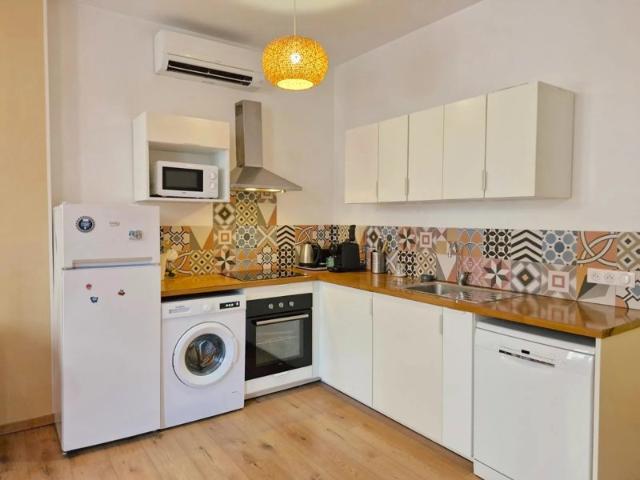 SECTEUR LODI — T5 de 83 m² entièrement rénové