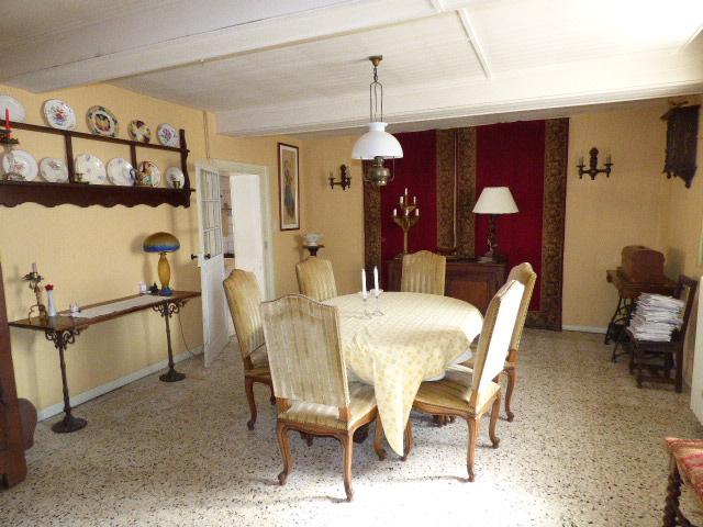 SECTEUR PAGNY SUR MEUSE: MAISON DE PAIN PIED AVEC GARAGE