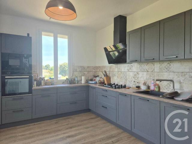 Secteur prisé situé à quelques minutes de Carcassonne bénéfi. 115m² Alairac
